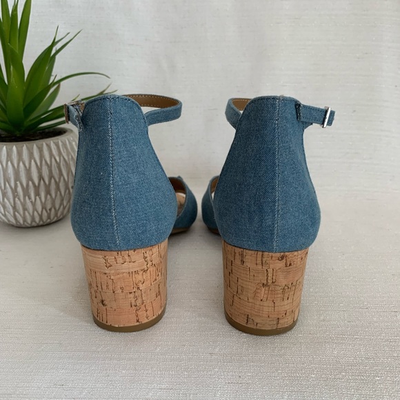 Aerosoles Heelrest Cuff Link Vintage Denim Ankle Strap Sandals Woman’s 7M - Picture 10 of 13